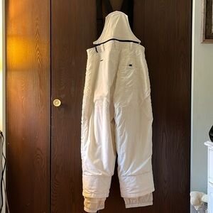 Obermeyer ladies ski pants. Cream colored. Size 12